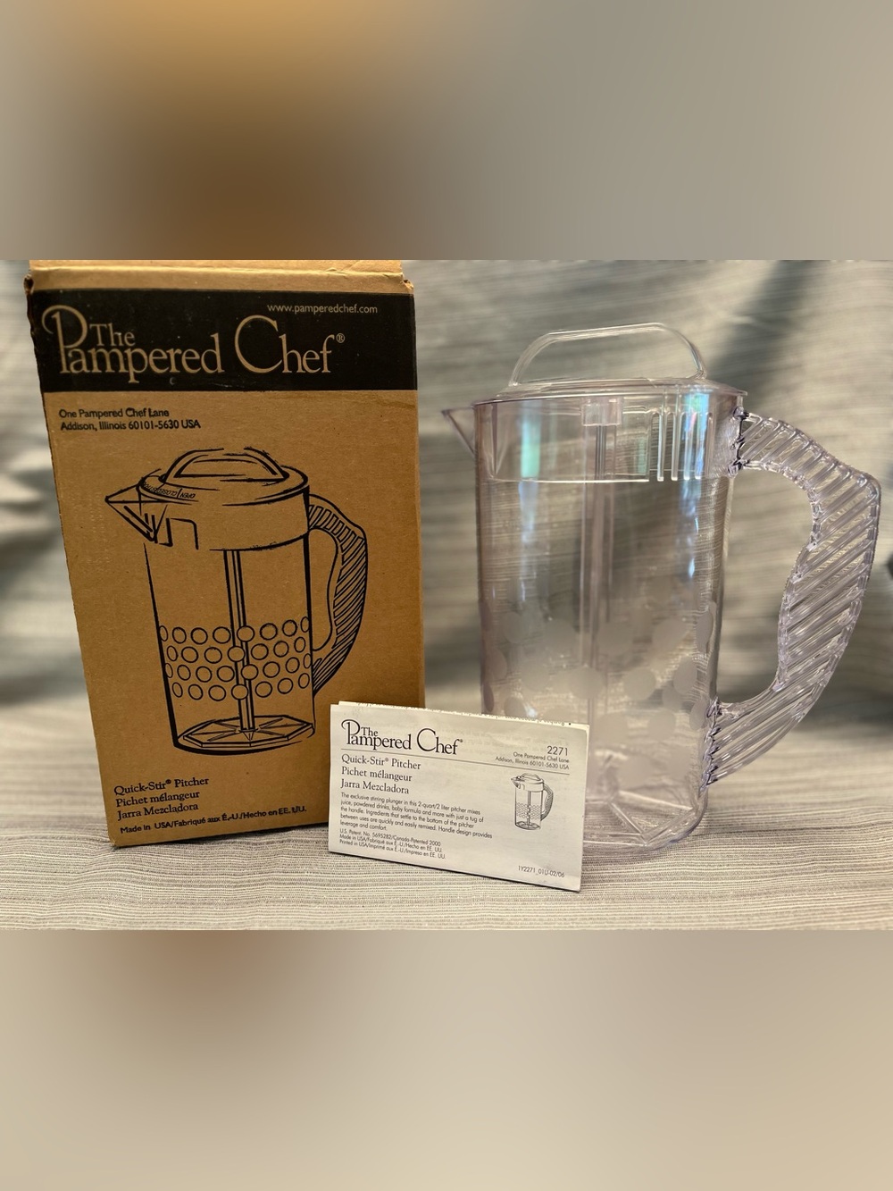 Pampered Chef 2 Quart Quick-Stir Pitcher 2271 Polka Dots COMPLETE Box,Directions